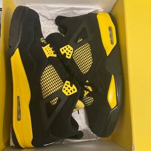 Jordan 4 Thunder (Yellow) - Size 13